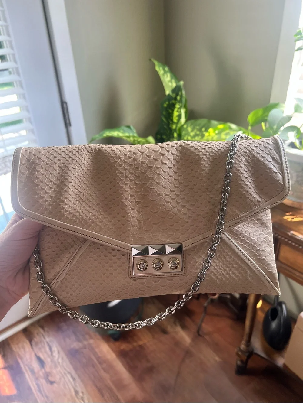Henri Bendel Exotic Rivington 2-in-1 Envelope Clutch Nuetral Genuine Watersnake - Picture 8 of 11